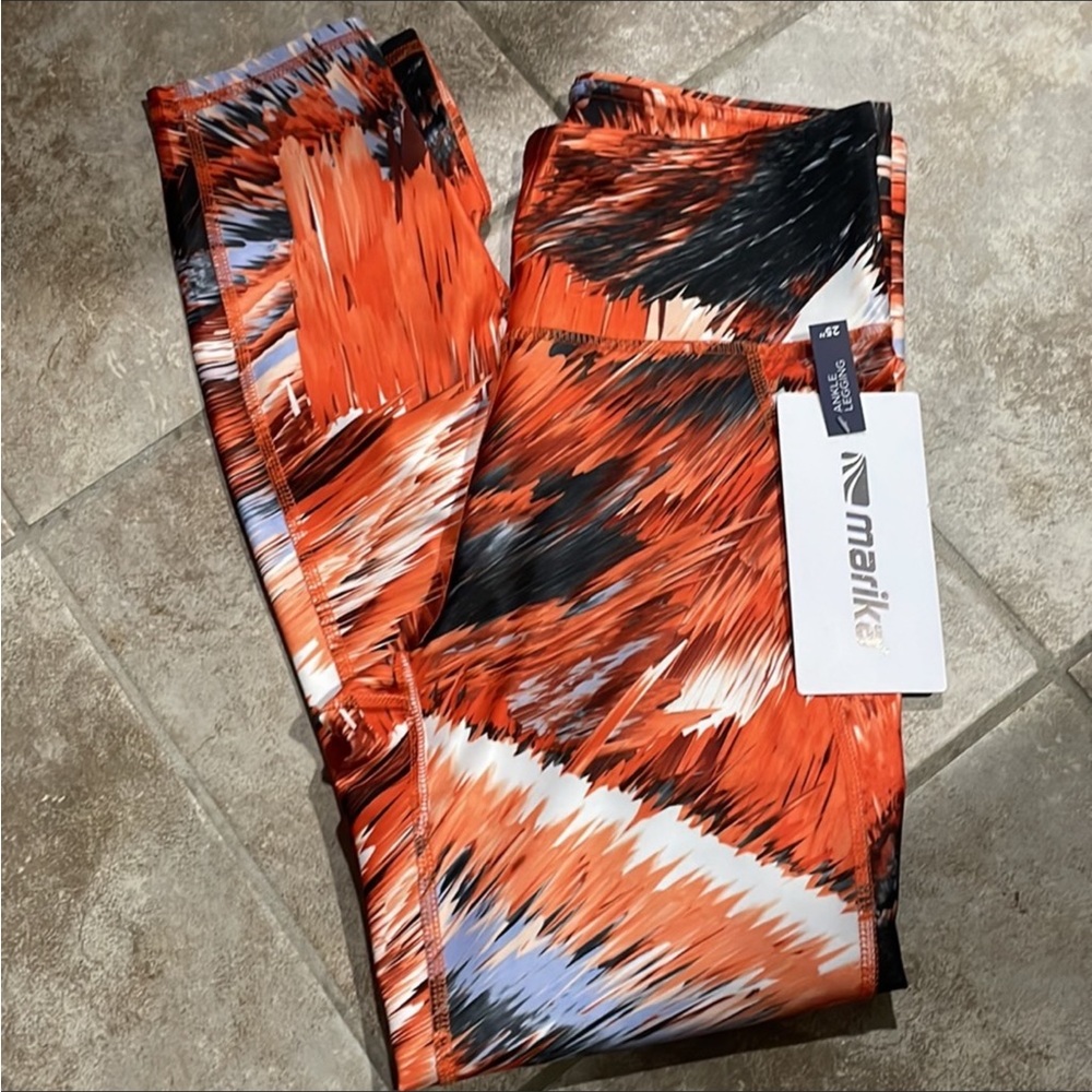 NWOT Marika Women’s 25” Leggings - Picture 2 of 2